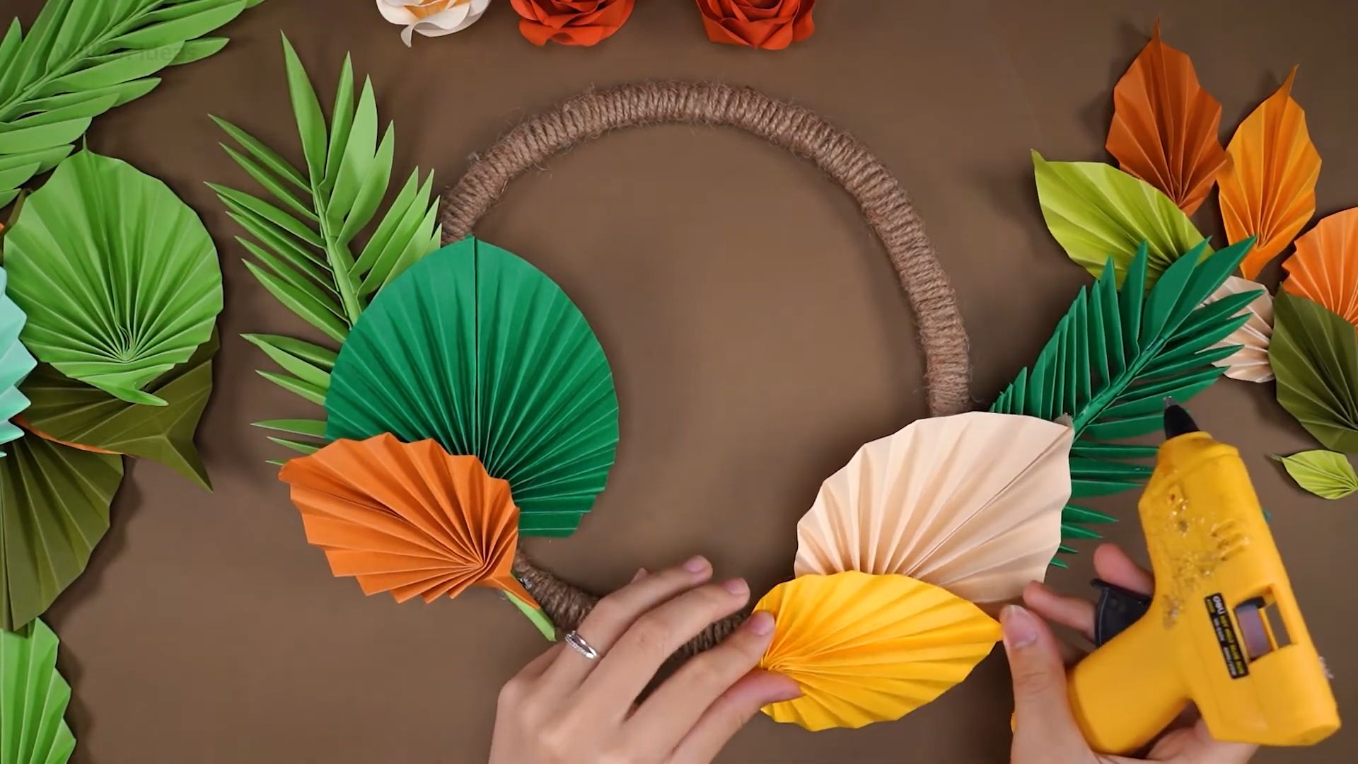 Papier Palmblätter selber machen