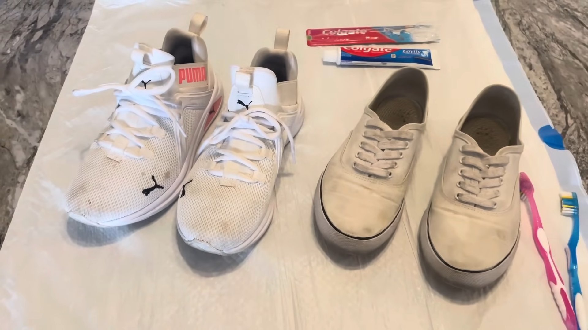 Sneaker reinigen mit Zahnpasta